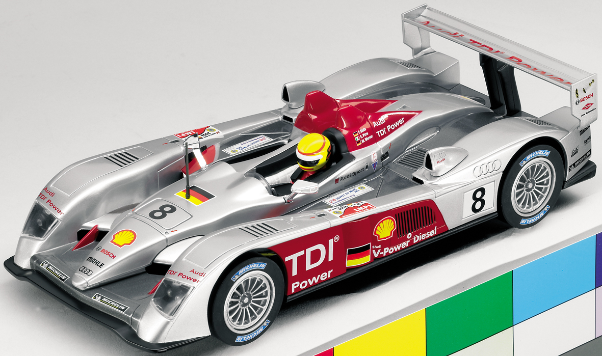 Carrera 20243 Exclusiv Audi R10 Winner Le Mans 2006, No.8